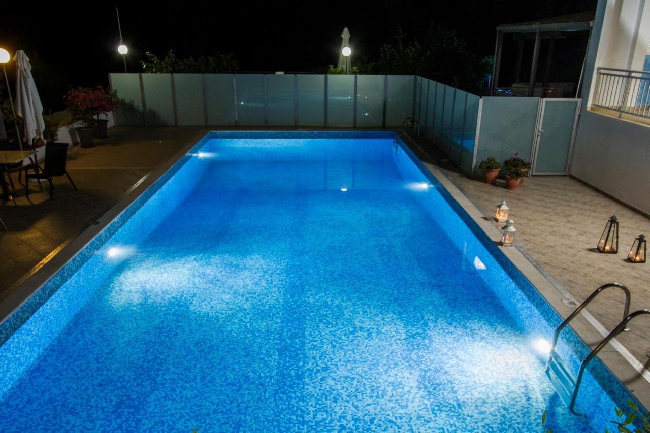 Muses Villas Resort 撒尼海滩 外观 照片