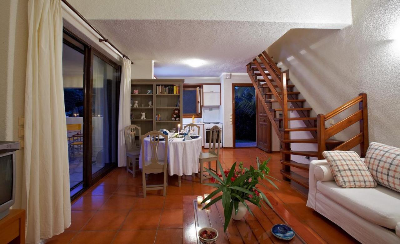 Muses Villas Resort 撒尼海滩 外观 照片
